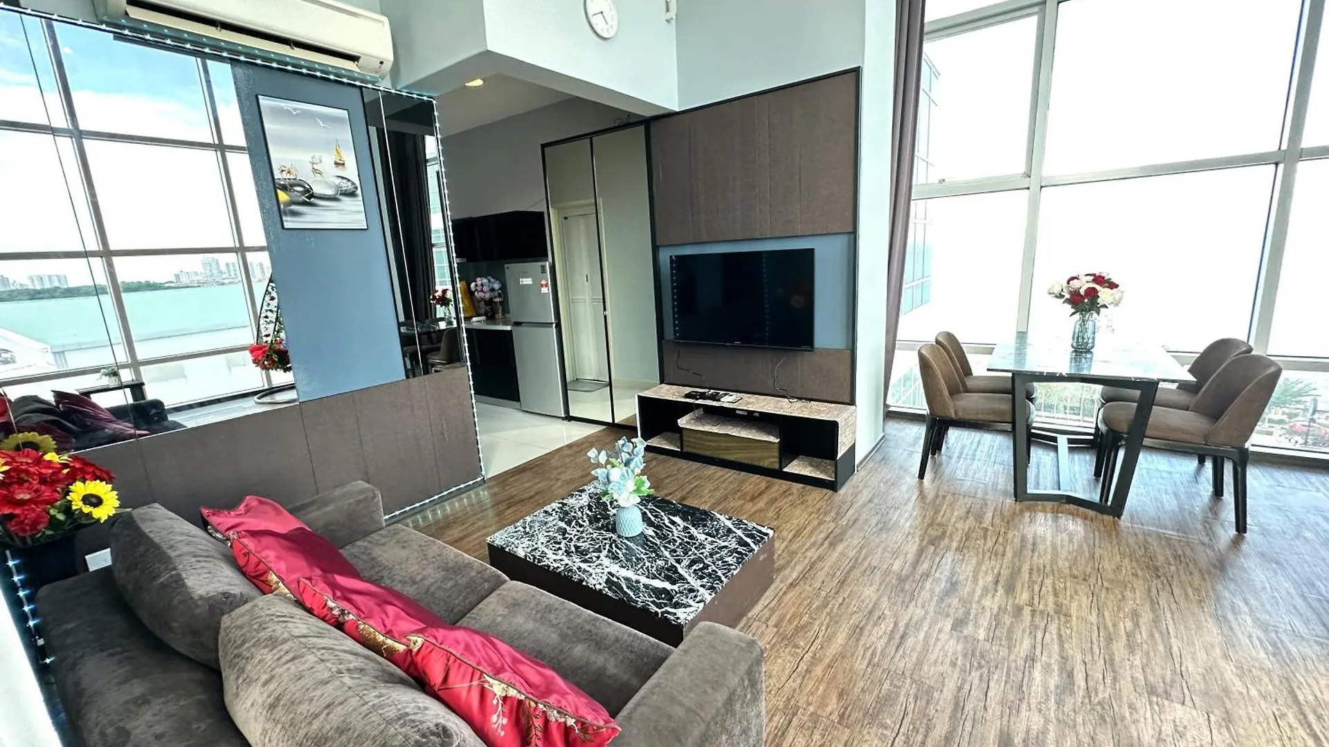 Amazing Seaview Duplex George Town Maritime Suites 07